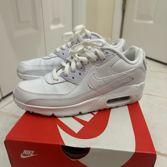 White Leather Nike Air Max 90 LTR - Picture 2 of 2